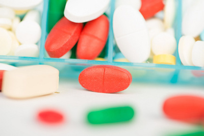 药片剂与胶囊 在每周药丸盒中的使用与区别